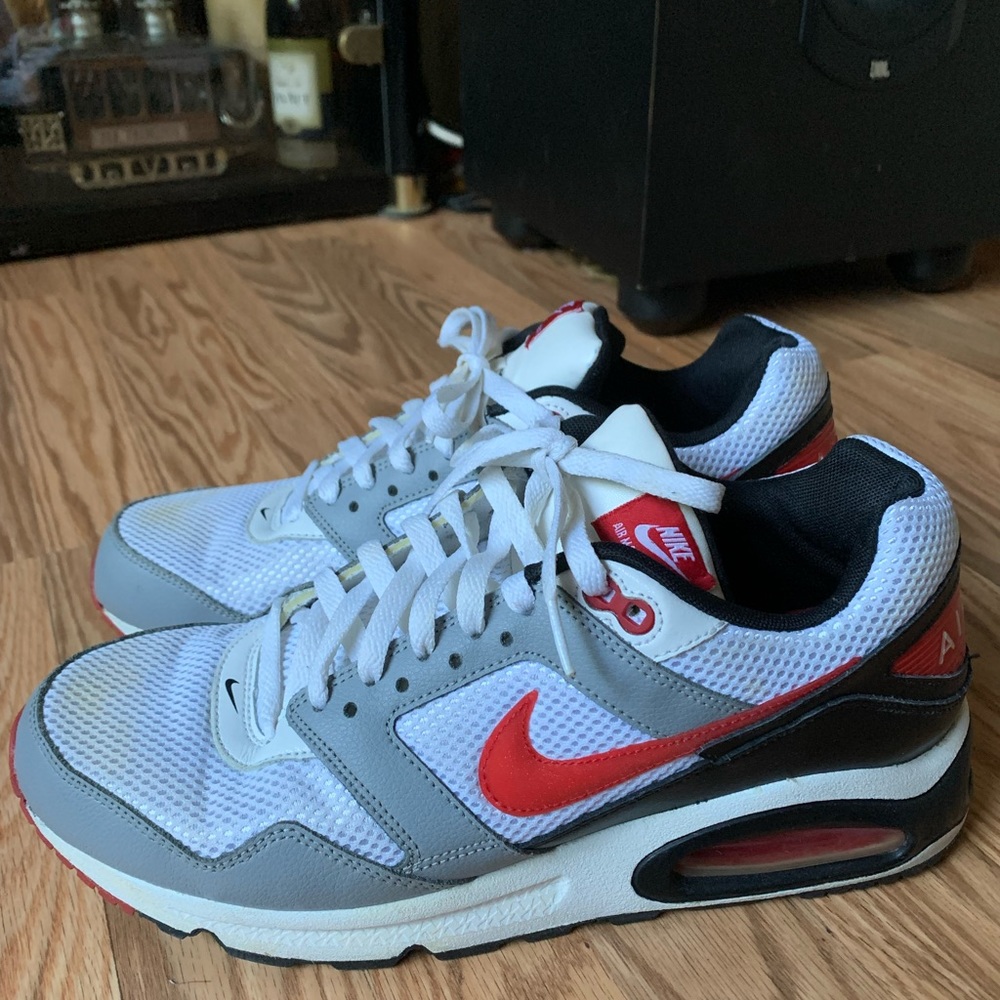 Gently loved Nike Air Max size 10.5 Men’s